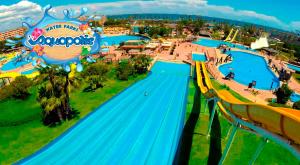 an overhead view of a large water park at Cosy Loft's Valencia in Catarroja