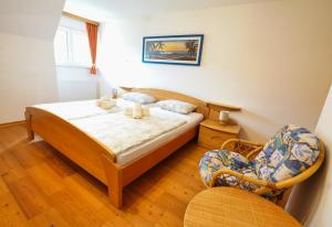 Кровать или кровати в номере Apartments Pr' Pavleto