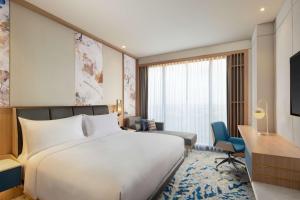 Sjónvarps- og/eða afþreyingartæki á DoubleTree by Hilton Jakarta Bintaro Jaya