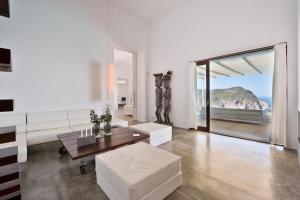 Villa Ca Na Xamena, Sant Miquel de Balansat, Spain - Booking.com