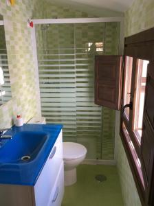 Koupelna v ubytování Apartamentos del Casco + 37 fotografií