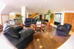 HOTEL QUINTA ESTACIÓN的休息区