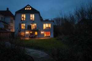 Το κτήριο όπου στεγάζεται  το διαμέρισμα