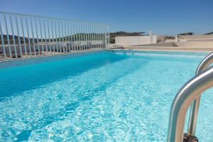Bazén v ubytování Huge Pool In Mosta Ph - By Homely Malta nebo v jeho okolí