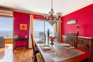 Γενική θέα στη θάλασσα ή θέα στη θάλασσα από  αυτό το διαμέρισμα