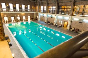 an overhead view of a large swimming pool at Excelsior Hotel & Spa Baku in Baku