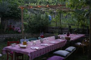 Zahrada ubytování PODERE Sant'ANNA B&B - Chalet tra le vigne