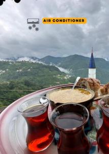 Ảnh trong thư viện ảnh của أوزونغول Uzongol Fotinos Wooden Cottage Two Bedroom ở Çaykara +37 ảnh