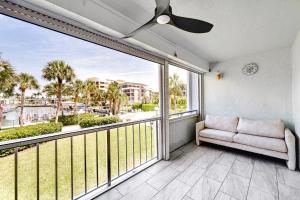 Gallery image of Waterfront Marco Island Condo Less Than quarter Mi to Beach! in Marco Island