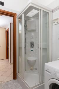 Un baño de Spacious Exclusive Apartment
