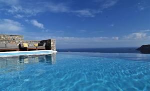 Bazén v ubytování Villa Vitabel sea view in Lindos nebo v jeho okolí