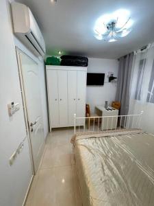 Ảnh trong thư viện ảnh của Bat Yam Penthouse Sea View ở Bat Yam