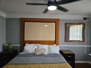 Letto o letti in una camera di Spacious, State Line, Private Pool with king Beds