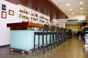 Hol lub bar w obiekcie Hotel Mi Casa