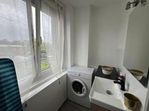 Gambar di galeri bagi Le flowers cottage 30m² 4 personnes di Flers-lez-Lille