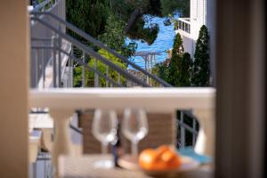 Балкон или терраса в Villa Rajski Dvor