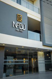 a building with a nikku hotel sign on it at HOTEL NABU VALLEDUPAR in Valledupar