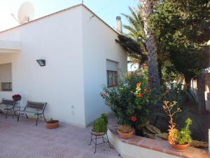 Κήπος έξω από το Villa Giacrì