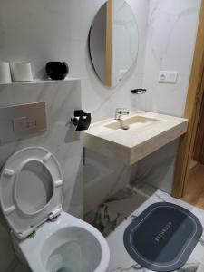 Koupelna v ubytování Eden Room SCH