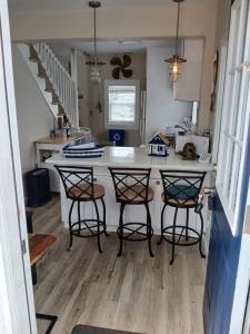 Gallery image of Cozy mermaid cove in Highlands
