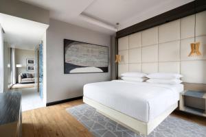 Katil atau katil-katil dalam bilik di Lagos Marriott Hotel Ikeja