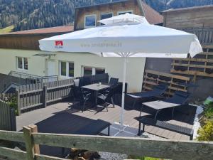 Balkón alebo terasa v ubytovaní Apartments Grillstube