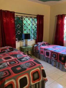 Llit o llits en una habitació de Serenity II