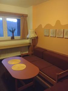 Istumisnurk majutusasutuses Hotel Albert - RETRO