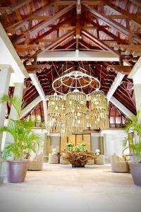 Coin salon dans l'établissement Maradiva Villas Resort and Spa