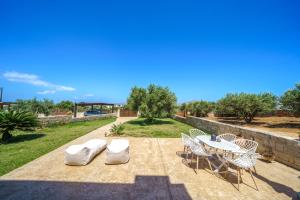A garden outside FOS residence - ΦΩΣ ,luxury villa