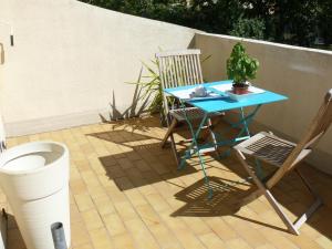 Balkón nebo terasa v ubytování Chambre privee dans villa avec piscine en Petite Camargue + 2 fotografie