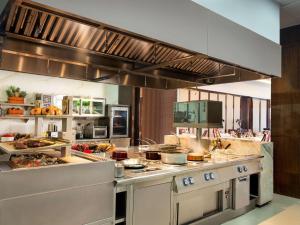 Cucina o angolo cottura di Raffles Jakarta