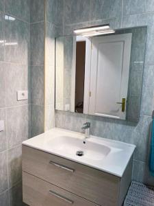 Ένα μπάνιο στο Jardín Del Sol Home