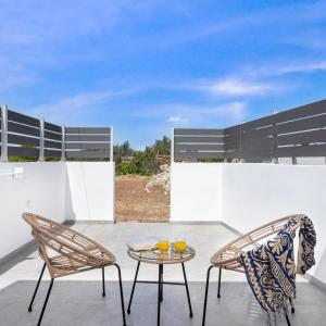 Foto dalla galleria di Kimia Luxury Apartments a Kolímbia