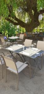 Fotografie z fotogalerie ubytování Logis Hôtel Restaurant La Vieille Auberge, Art and Gallery v destinaci Souillac