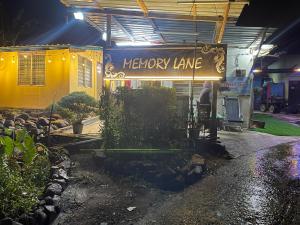Memory Lane Tioman外面的花园