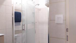 Kúpeľňa v ubytovaní BELLE appartement T2 neuf et en plein centre