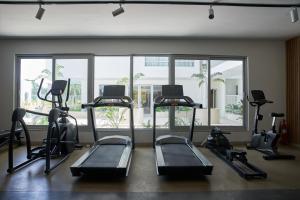 Fitness centrum a/nebo fitness zařízení v ubytování Brandons at the Pavilion Cantonments