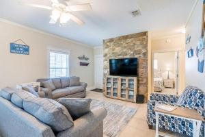 Et tv og/eller underholdning på Orange Beach Villas - Allure