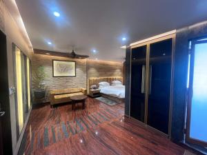 Kudle Beach View Resort And Spa Gokarna客房内的一张或多张床位
