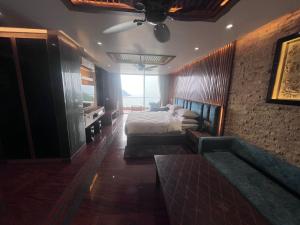 Kudle Beach View Resort And Spa Gokarna的休息区
