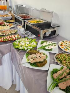 Jedlo v ubytovaní bed & breakfast alebo blízkom okolí