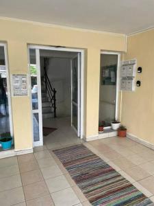 Imagen de la galería de Kate's Studio with view and free parking, en Serres