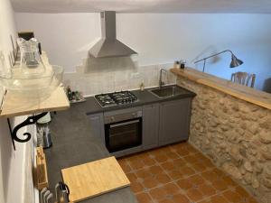 A kitchen or kitchenette at Casita Abanilla