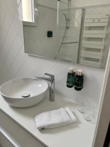 Kúpeľňa v ubytovaní La Villa d'Auteuil, Paris 16, rénovée