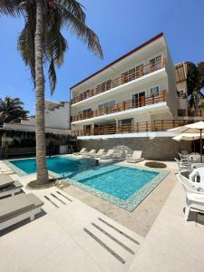 Bazén v ubytování Bungalows Playa Bonita nebo v jeho okolí