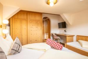 Posteľ alebo postele v izbe v ubytovaní Mara's Little Boutique Sleepover - Budget Holiday Home
