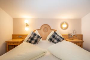 Posteľ alebo postele v izbe v ubytovaní Mara's Little Boutique Sleepover - Budget Holiday Home