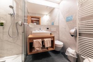 Koupelna v ubytování Hotel Goldene Rose