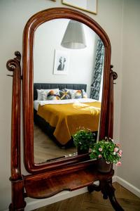 Łóżko lub łóżka w pokoju w obiekcie Brokilon House